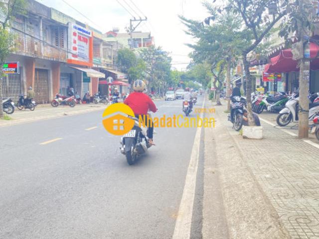 Mặt bằng bán