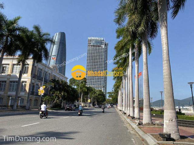 Nhà mặt phố bán