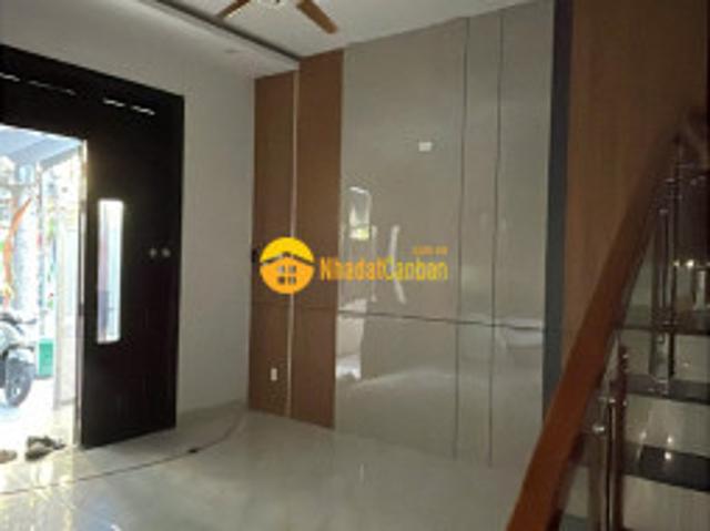 Nhà mặt phố bán