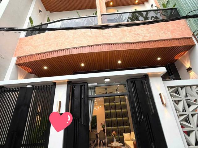 Nhà mặt phố bán