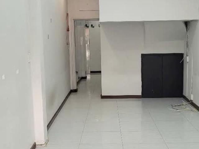 Nhà mặt phố bán tại Khuôn viên UBND Thành phố Hồ Chí Minh, Thành phố Hồ Chí Minh