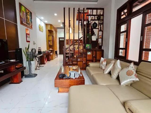 Nhà mặt phố bán tại Gia Lai
