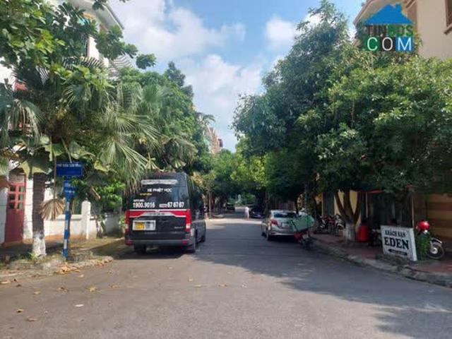 Nhà mặt phố bán