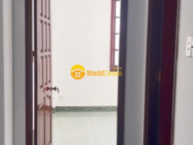 Nhà mặt phố bán