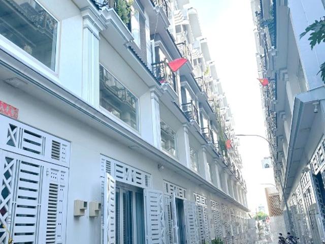 Nhà mặt phố bán tại Khuôn viên UBND Thành phố Hồ Chí Minh, Thành phố Hồ Chí Minh