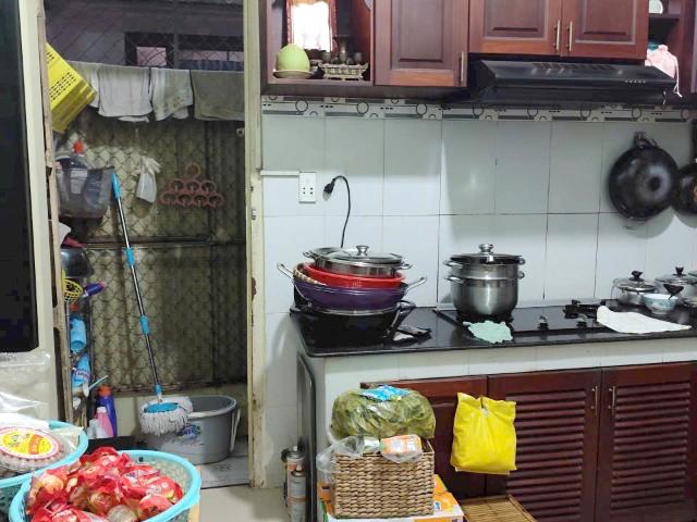 Nhà mặt phố bán