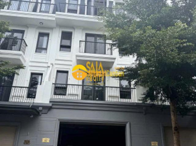 Nhà mặt phố bán