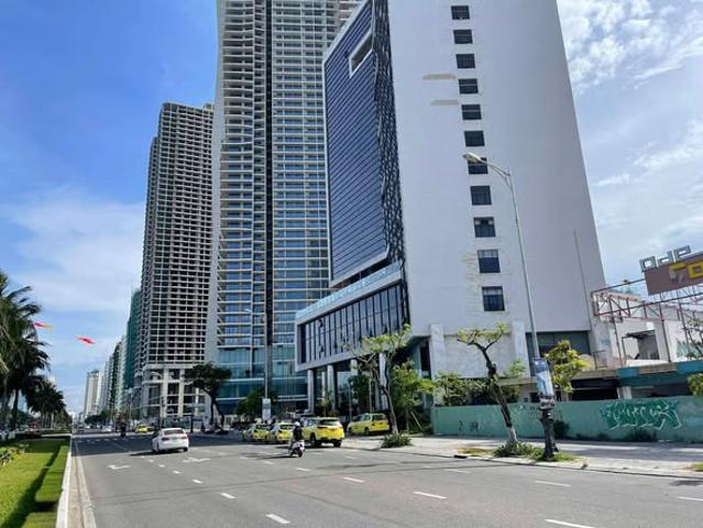 Nhà mặt phố bán
