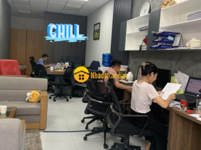 Nhà mặt phố bán