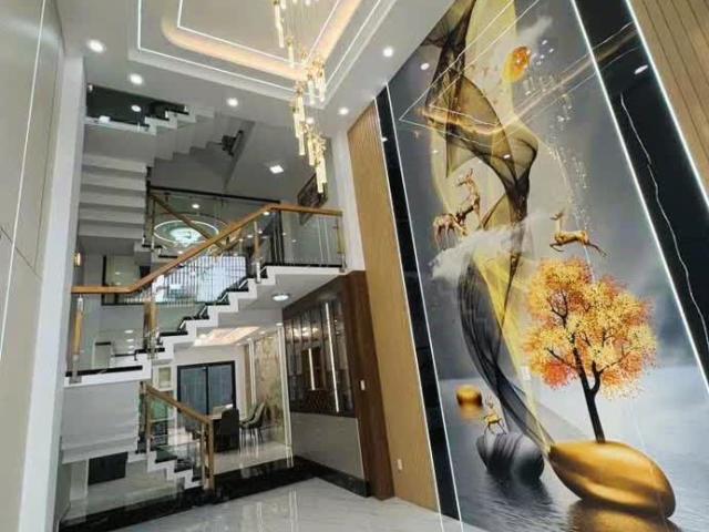 Nhà bán tại Khuôn viên UBND Thành phố Hồ Chí Minh, Thành phố Hồ Chí Minh