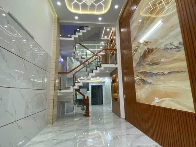 Nhà bán tại Khuôn viên UBND Thành phố Hồ Chí Minh, Thành phố Hồ Chí Minh