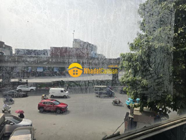 Nhà mặt phố bán