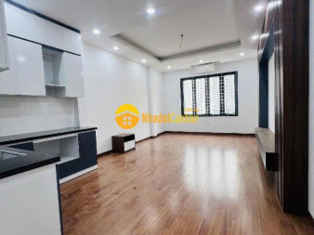 Nhà mặt phố bán