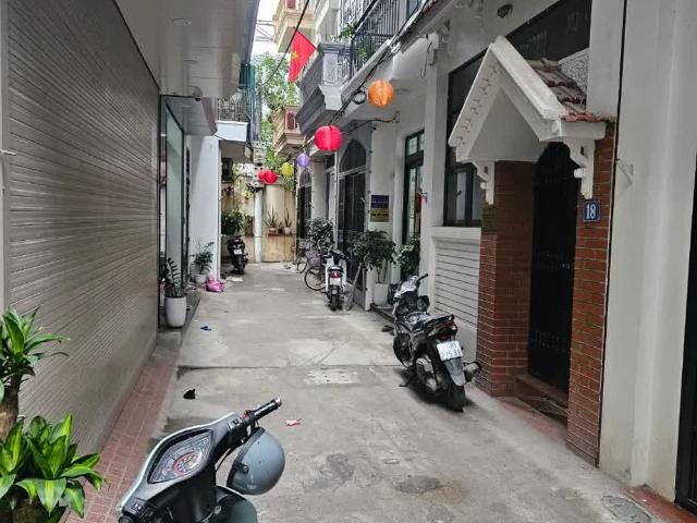 Nhà bán tại Hoàn Kiếm, Hà Nội