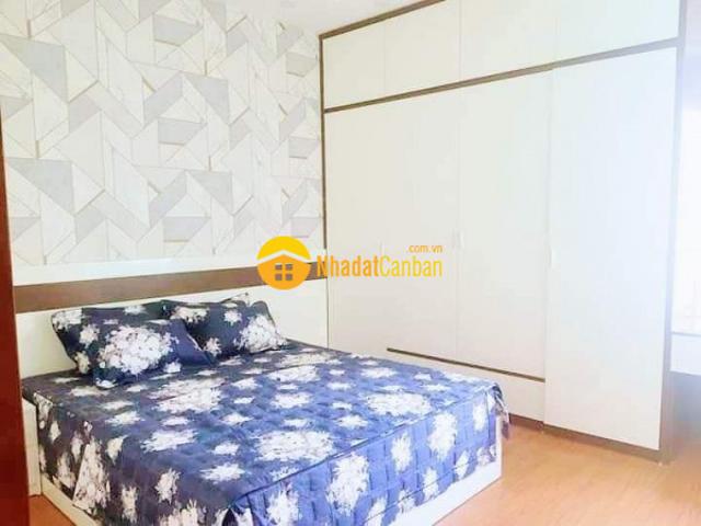 Nhà mặt phố bán