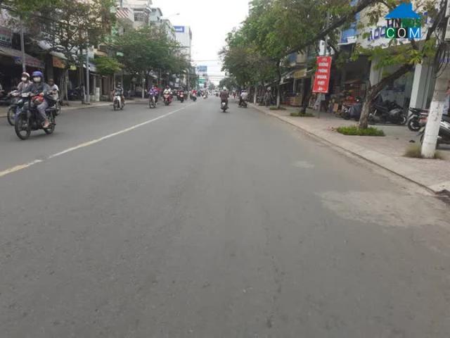 Nhà mặt phố bán