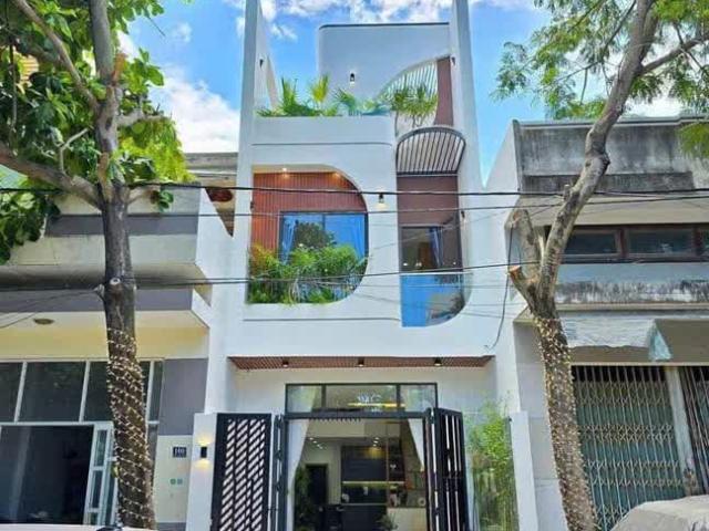 Nhà mặt phố bán