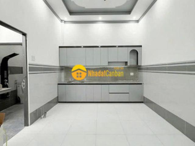 Nhà mặt phố bán