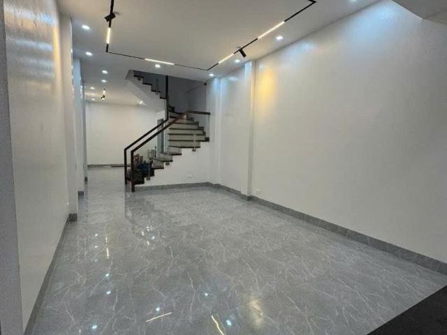 Nhà bán tại Hoàn Kiếm, Hà Nội