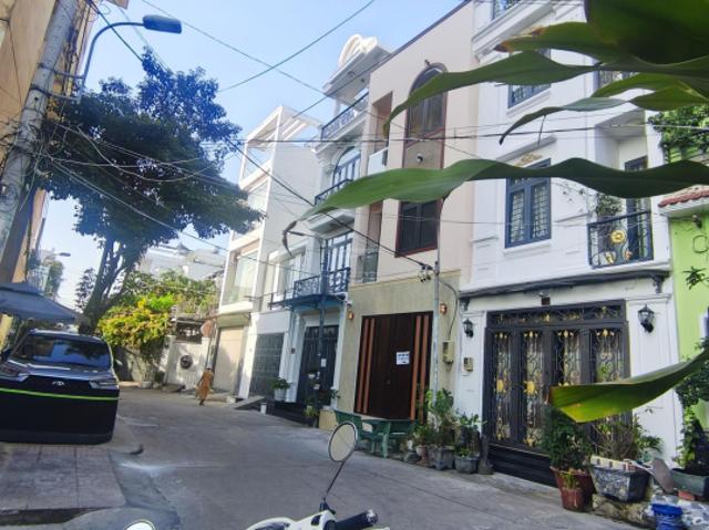 Nhà mặt phố bán