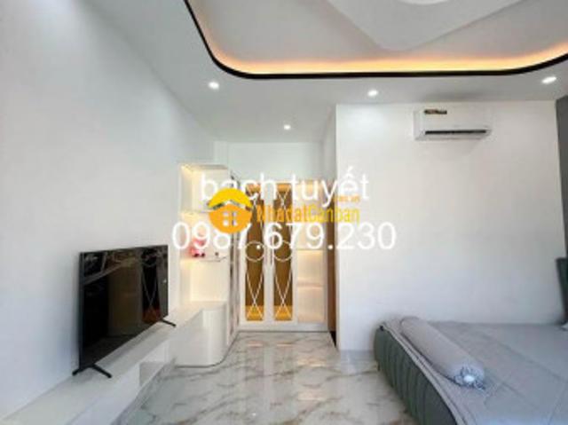 Nhà mặt phố bán