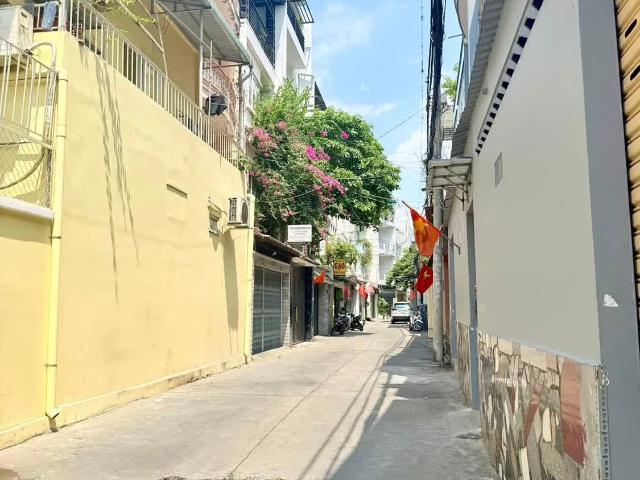 Nhà bán tại Khuôn viên UBND Thành phố Hồ Chí Minh, Thành phố Hồ Chí Minh