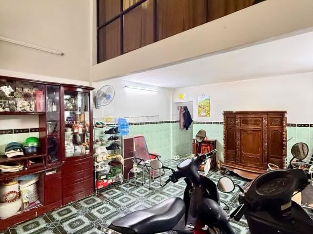 Nhà bán tại Khuôn viên UBND Thành phố Hồ Chí Minh, Thành phố Hồ Chí Minh
