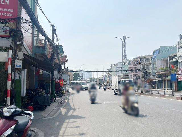 Nhà mặt phố bán