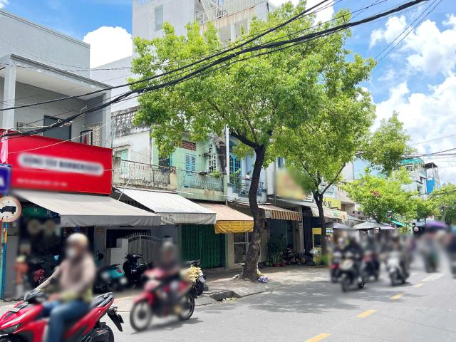 Nhà mặt phố bán