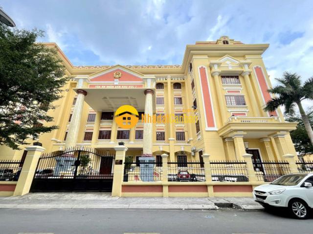 Nhà bán