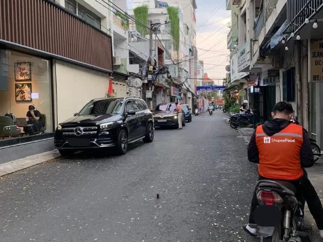 Nhà bán tại Khuôn viên UBND Thành phố Hồ Chí Minh, Thành phố Hồ Chí Minh