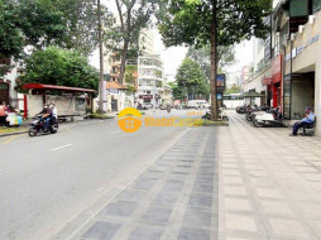 Nhà mặt phố bán