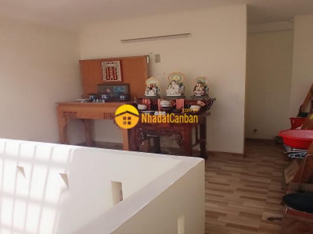Nhà bán