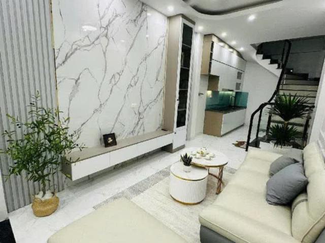 Nhà bán tại Hoàn Kiếm, Hà Nội