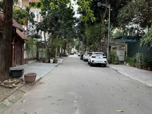 Nhà mặt phố bán tại Hoàn Kiếm, Hà Nội