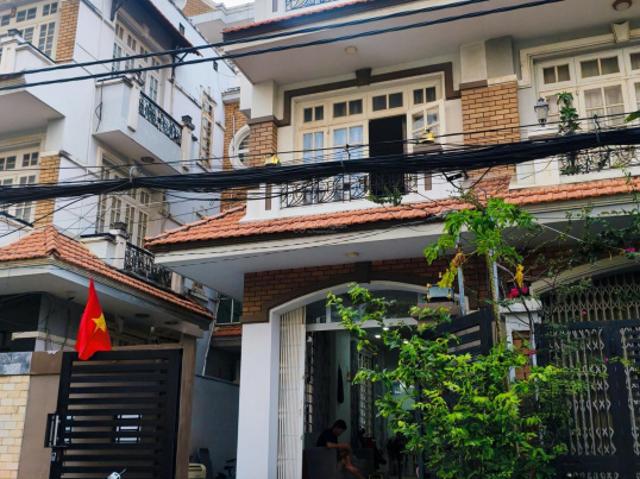 Nhà mặt phố bán