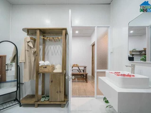 Nhà mặt phố bán