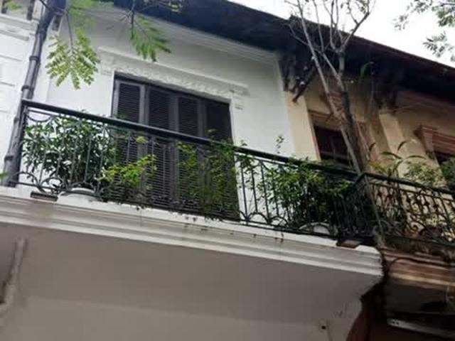 Nhà mặt phố bán tại Hoàn Kiếm, Hà Nội