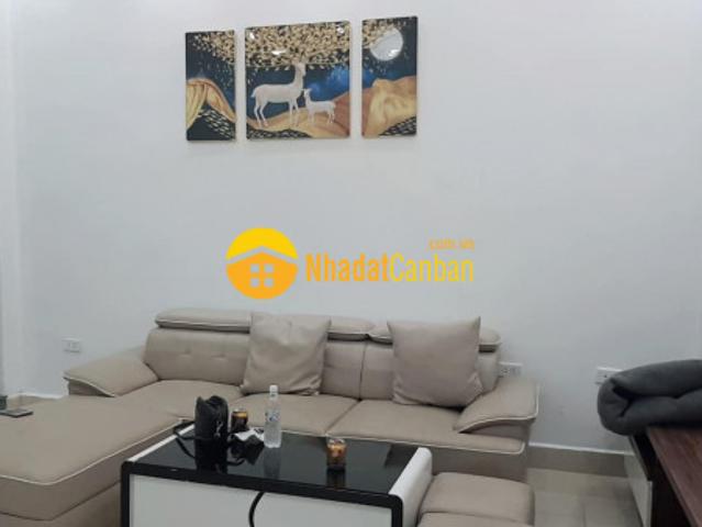 Nhà mặt phố bán