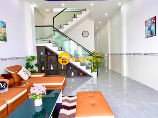 Nhà mặt phố bán