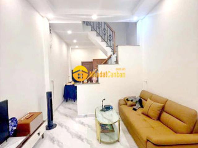 Nhà mặt phố bán
