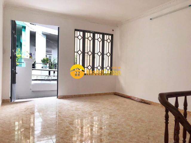 Nhà mặt phố bán