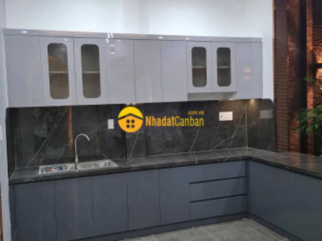 Nhà mặt phố bán