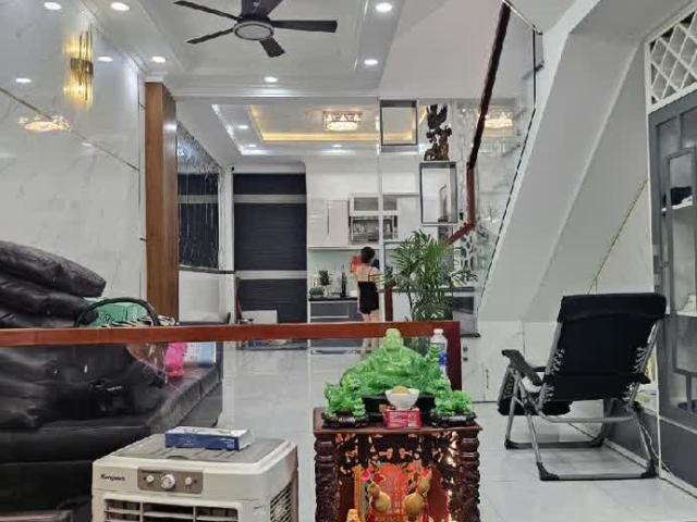 Nhà bán tại Khuôn viên UBND Thành phố Hồ Chí Minh, Thành phố Hồ Chí Minh