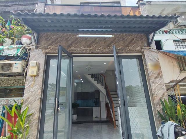 Nhà mặt phố bán