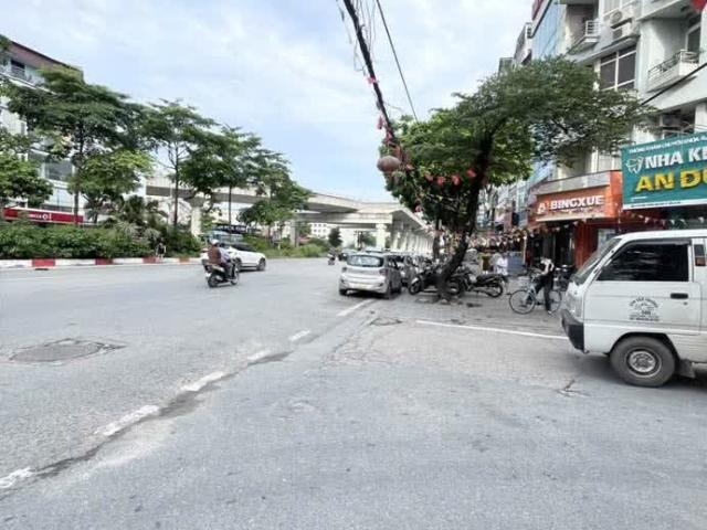 Nhà bán tại Hoàn Kiếm, Hà Nội
