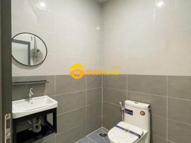 Nhà mặt phố bán