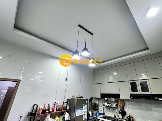 Nhà mặt phố bán