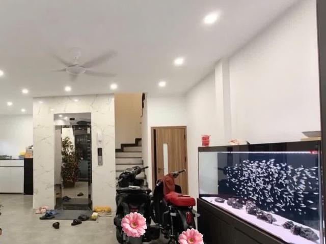 Nhà bán tại Hoàn Kiếm, Hà Nội