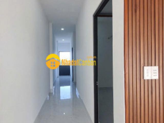 Nhà mặt phố bán
